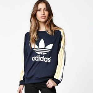 Adidas silky sweatshirt XS-S